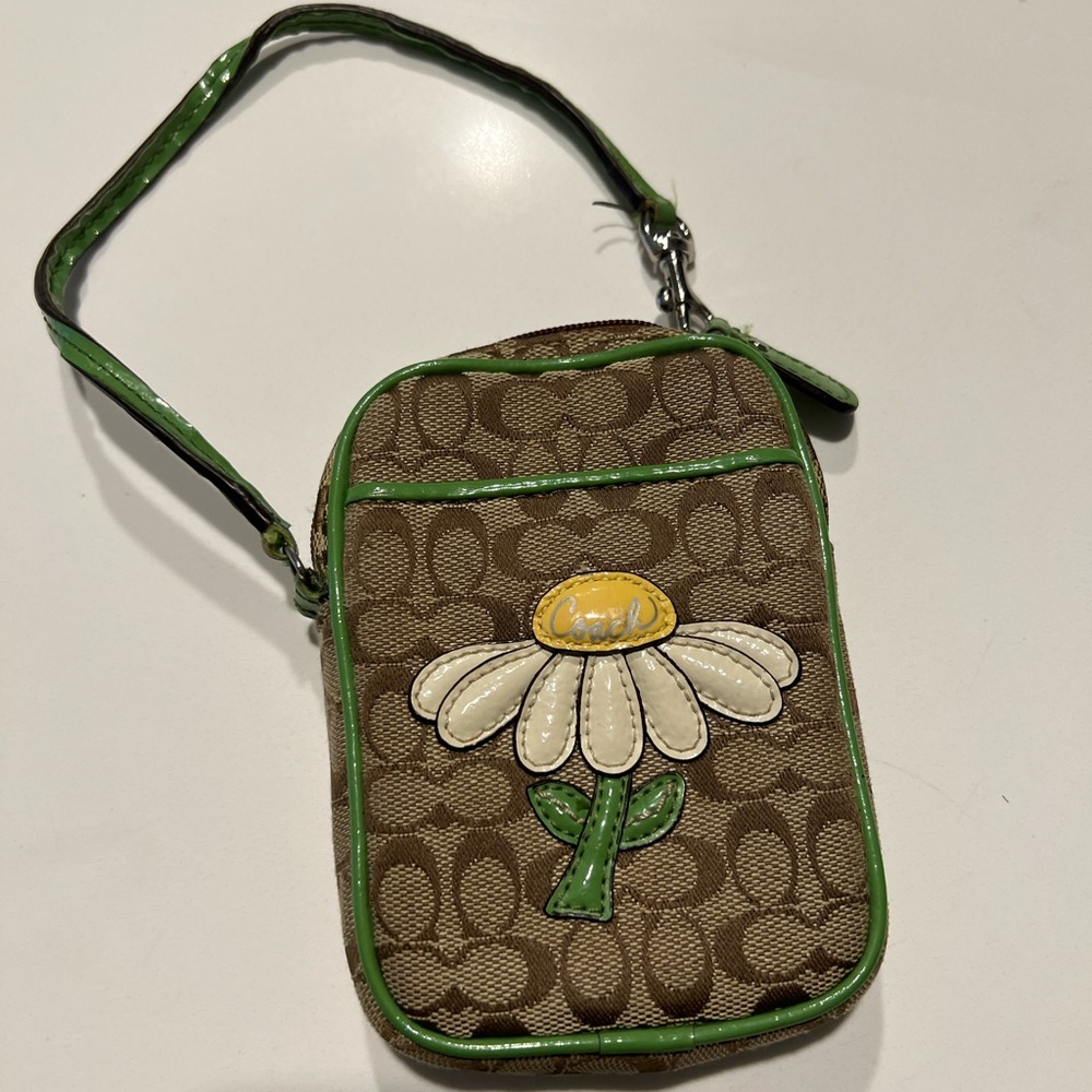 Vintage Coach Daisy Wristlet